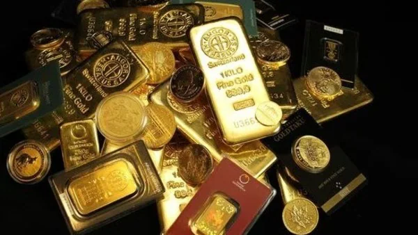 Online Gold Buying: Buy digital gold from home using UPI, start investing with just ₹10!