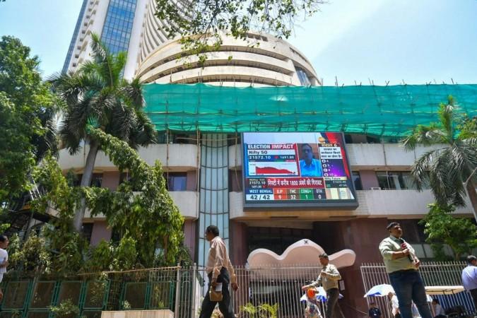 Sensex, Nifty open flat as investors awaited fresh triggers