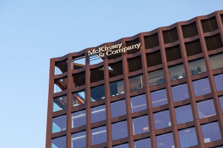 McKinsey Mandates AI Chatbot Screening for Graduate Recruitment